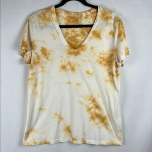 Universal Thread White and Yellow‎ Short Sleeve Tee